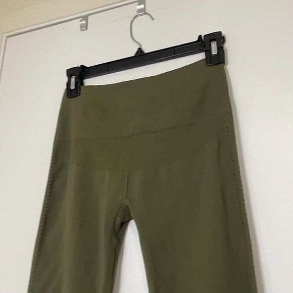 Free People FP movement olive green seamless leggings size M/L - Picture 4 of 5